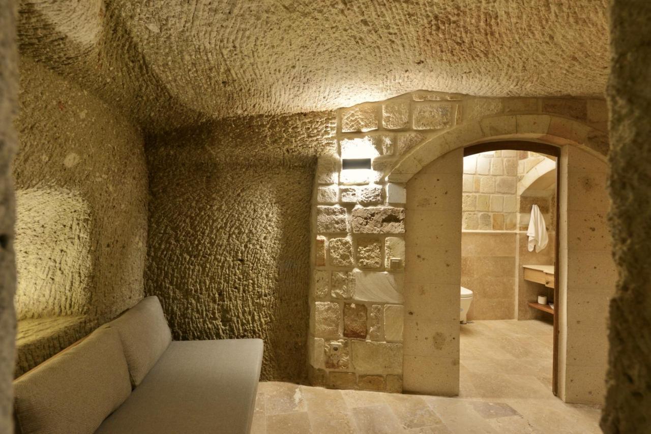 Evanthia Cave Suites Ürgüp Bagian luar foto