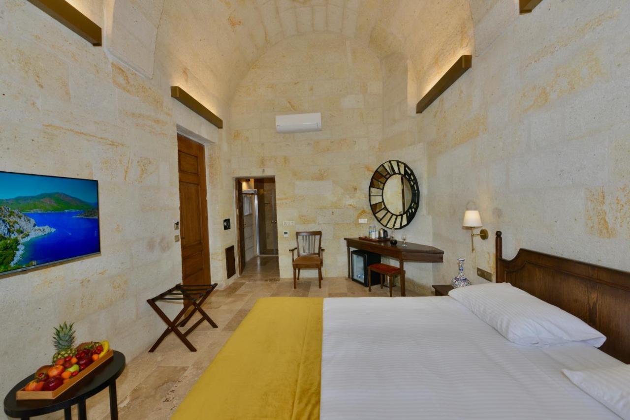 Evanthia Cave Suites Ürgüp Bagian luar foto