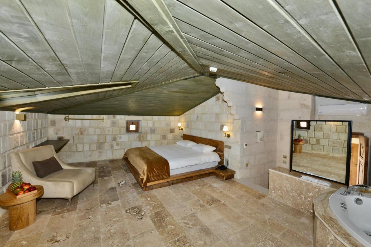 Evanthia Cave Suites Ürgüp Bagian luar foto