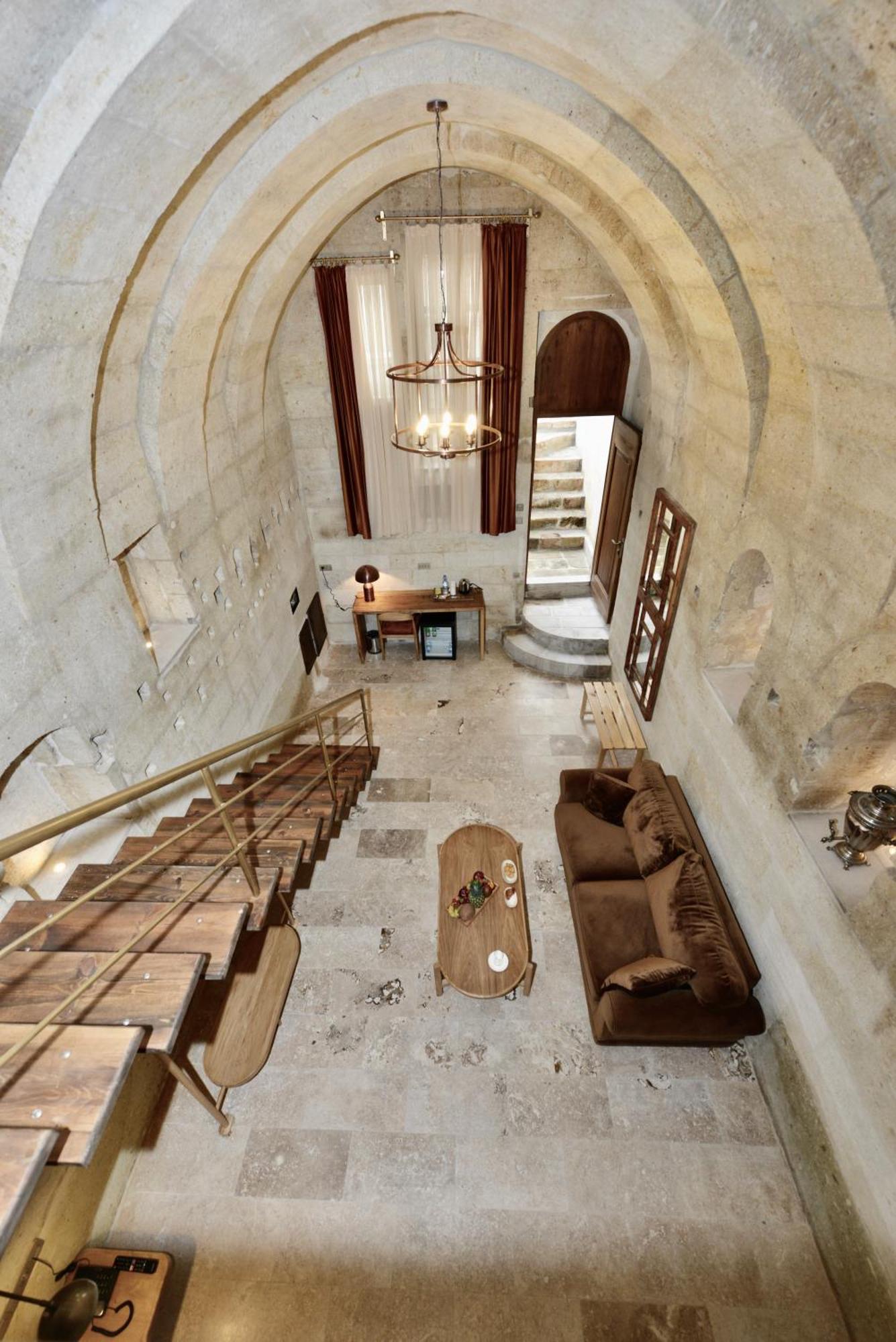 Evanthia Cave Suites Ürgüp Ruang foto