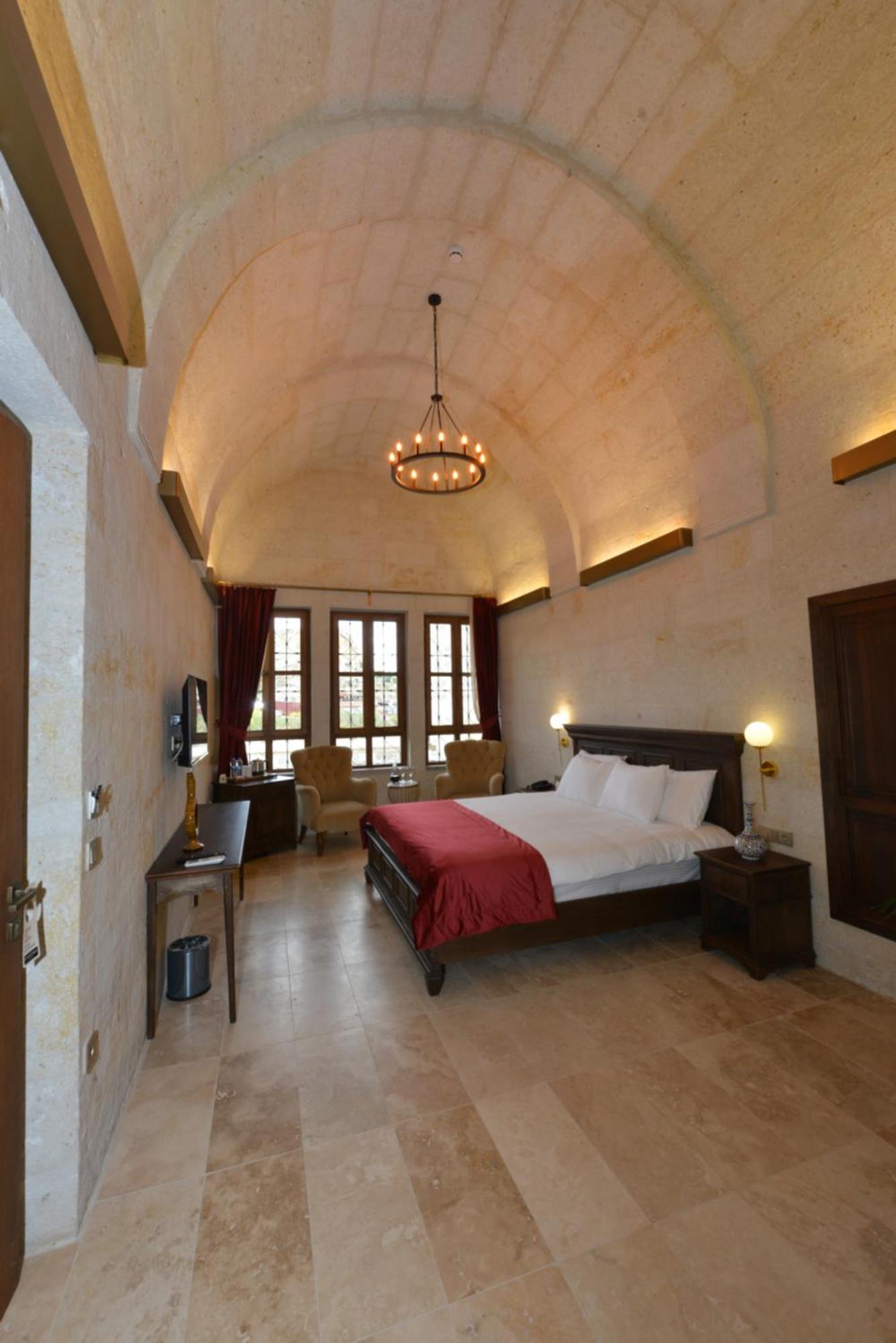 Evanthia Cave Suites Ürgüp Ruang foto
