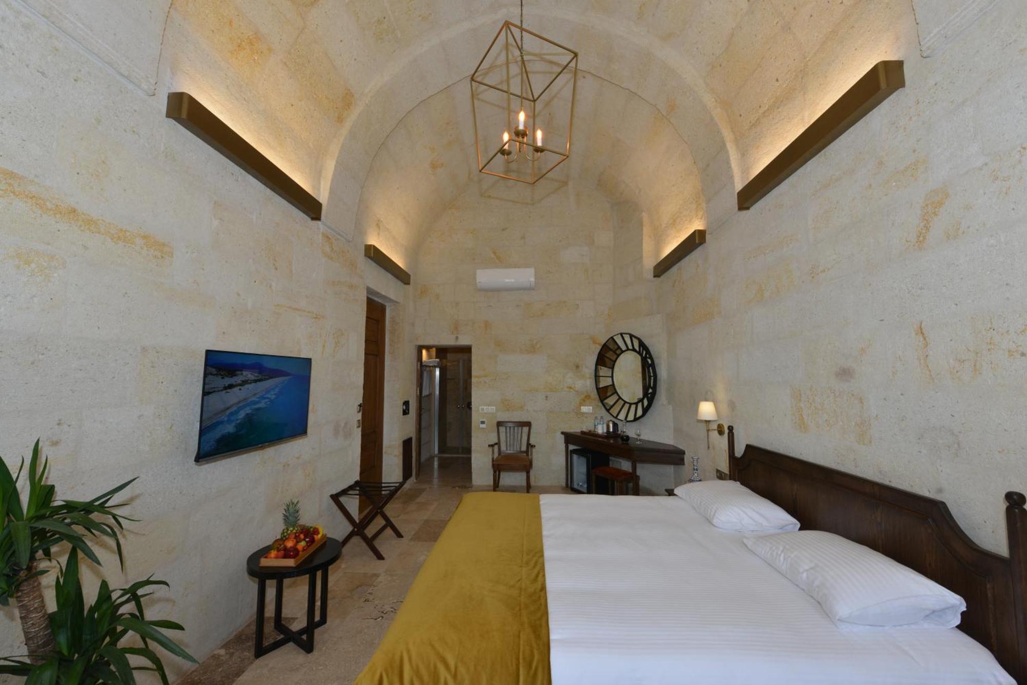 Evanthia Cave Suites Ürgüp Ruang foto